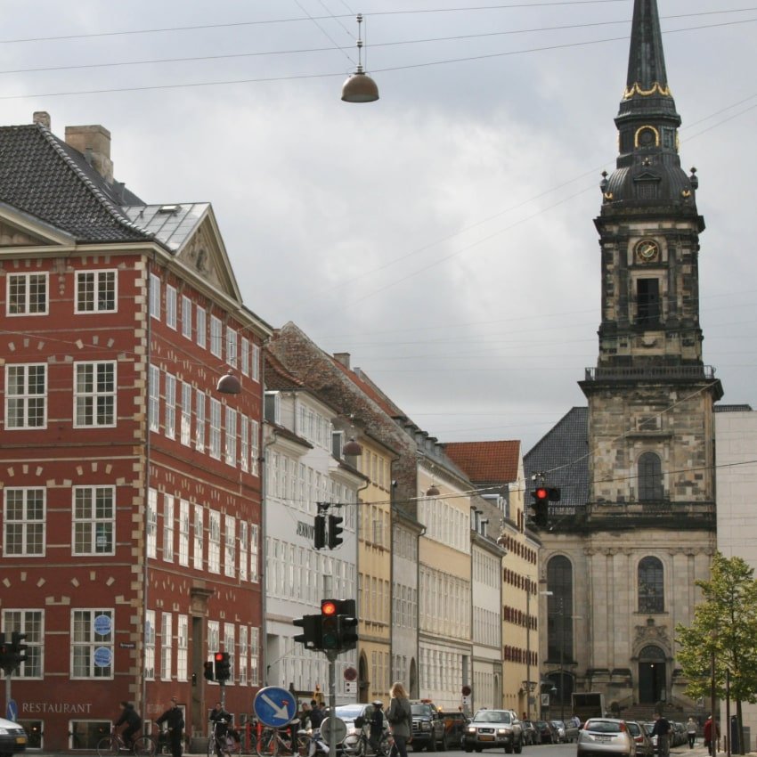 Brobisser, købmænd og skibsbyggere på Christianshavn med TYRA Byvandringer