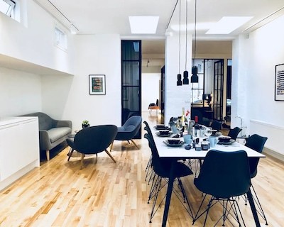 ★185m2 Best Location city LUXURY 5★ Prof Cleaning★