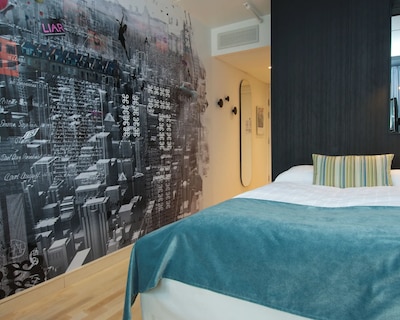 39f1c68c1c75a11aa657bc465fa6a4e6671d1b29746551619e690f663913